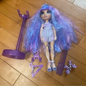Rainbow High Violet Willow - Purple Doll  2019 Extra Shoes hangers comb stand